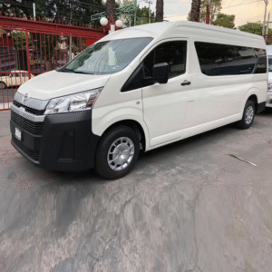 TOYOTA Hiace 12 Seater